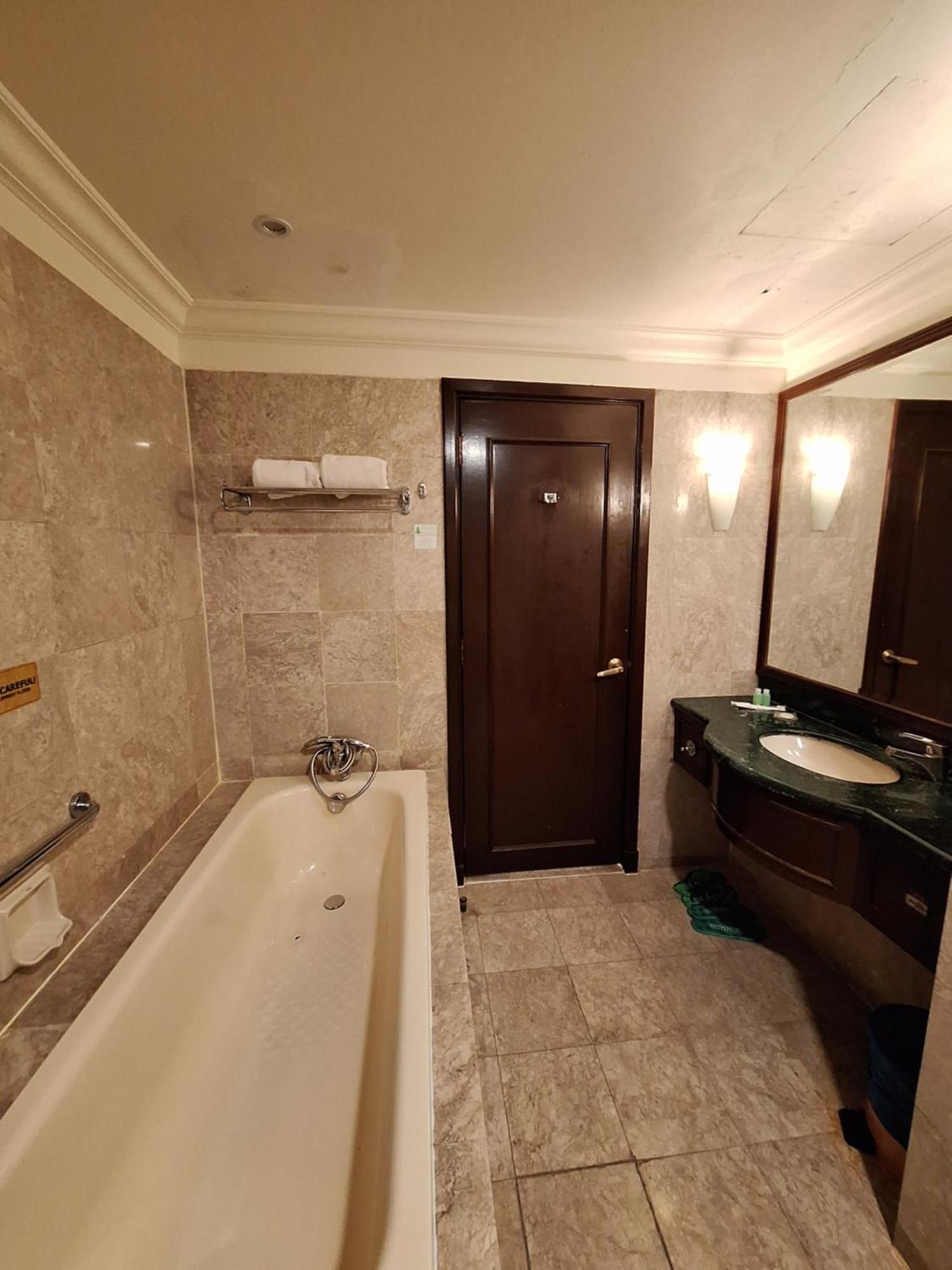 Ab Service At Times Square Kl Apartment